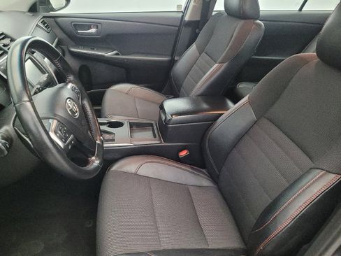 Used 2016 Toyota Camry SE image 17
