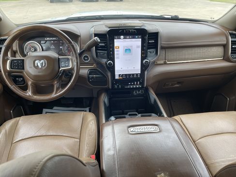 Used 2022 RAM 3500 Limited image 15