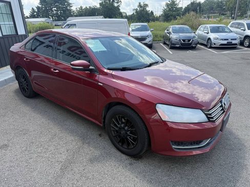 Used 2015 Volkswagen Passat 1.8T S FWD image 5