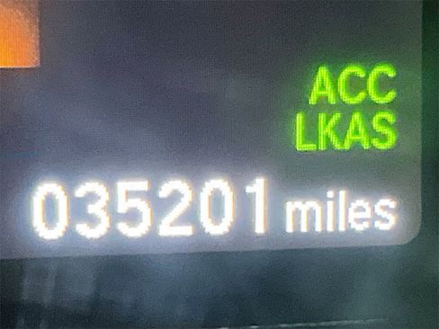 Used 2020 Honda HR-V Touring image 12