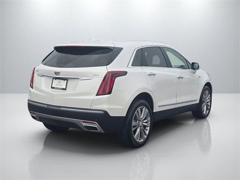 Used 2023 Cadillac XT5 Premium Luxury w/ Technology Package image 5