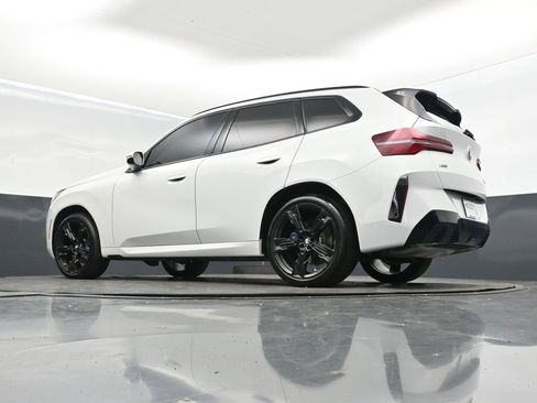 Used 2025 BMW X3 xDrive30i w/ M Sport Package image 40