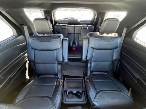 Used 2020 Ford Explorer ST w/ ST Street Pack image 18