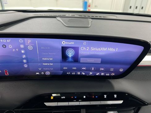 New 2026 Buick Enclave Avenir w/ Super Cruise Package AWD/4WD image 14