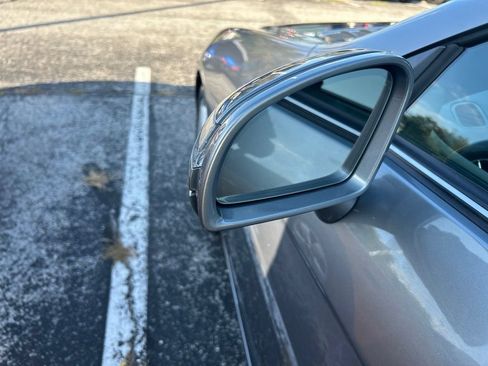 Used 2013 Mercedes-Benz SLK 250 image 44
