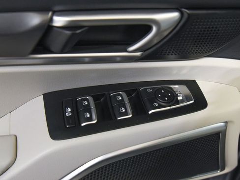 Used 2022 Kia Telluride S image 14