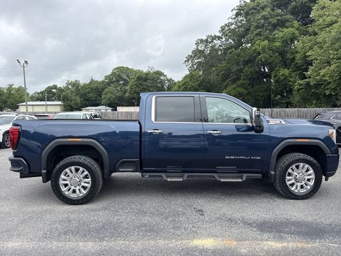 Used 2021 GMC Sierra 3500 Denali w/ Denali Ultimate Package AWD/4WD image 6