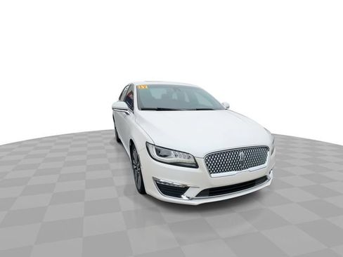 Used 2017 Lincoln MKZ Reserve w/ Climate Package FWD image 3