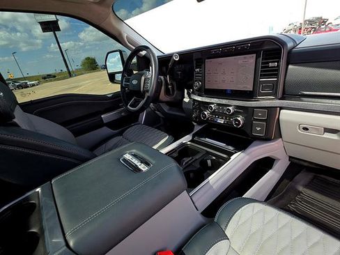 Used 2024 Ford F250 Limited w/ FX4 Off-Road Package AWD/4WD image 24