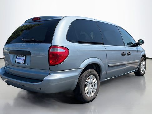Used 2006 Dodge Grand Caravan SE w/ Popular Equipment Group I FWD image 2