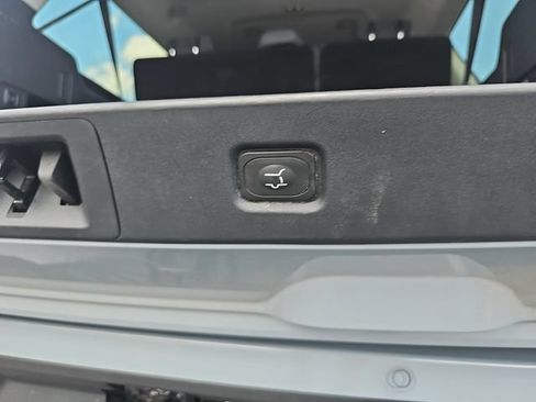 Used 2025 Ford Expedition Max Active AWD/4WD image 15