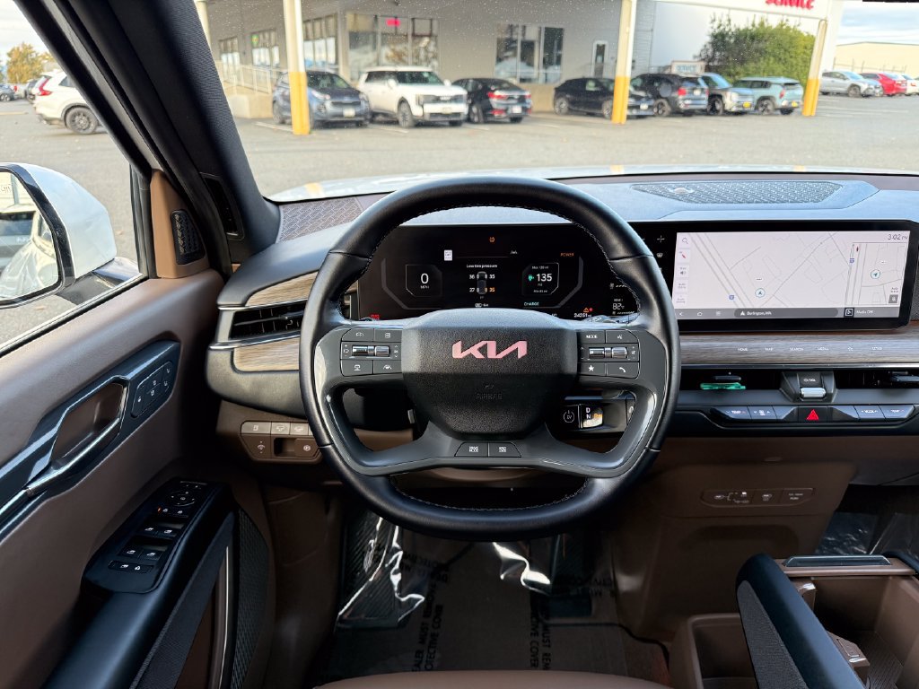 Used 2024 Kia EV9 Land AWD/4WD image 24