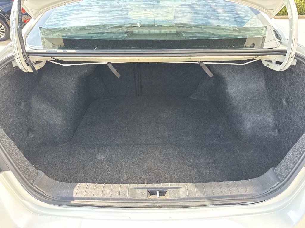 Used 2014 Nissan Altima 2.5 S FWD image 8