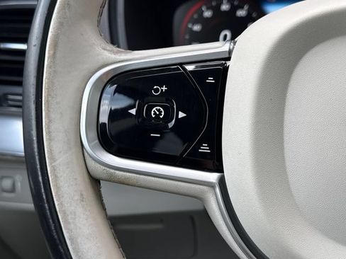 Used 2017 Volvo XC90 T6 Momentum w/ Vision Package AWD/4WD image 34