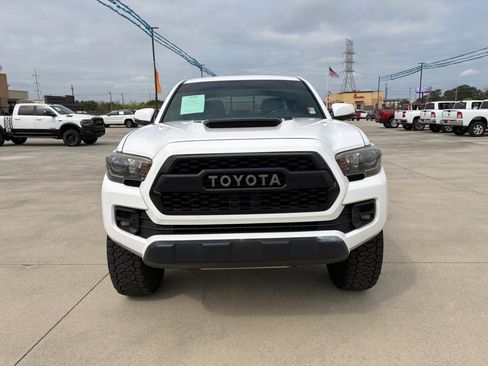 Used 2017 Toyota Tacoma TRD Pro image 3