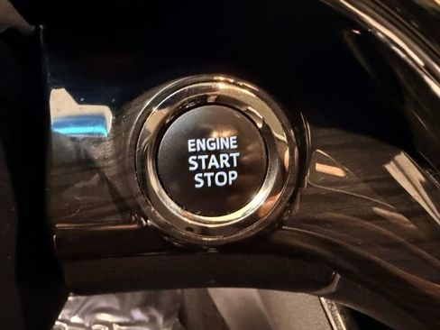 Used 2015 Toyota Avalon XLE Touring image 23