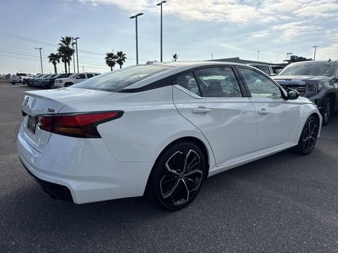 Used 2025 Nissan Altima 2.5 SR image 5