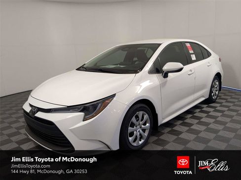 New 2026 Toyota Corolla LE image 1