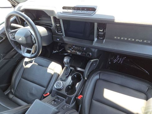 Used 2025 Ford Bronco Badlands AWD/4WD image 20