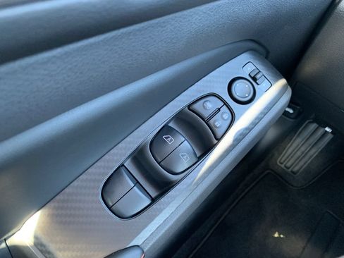 New 2026 Nissan Altima 2.5 SR w/ SR Premium Package FWD image 18