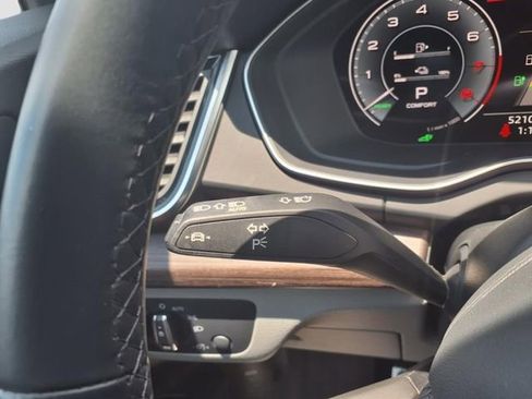 Used 2022 Audi Q5 e Premium image 25