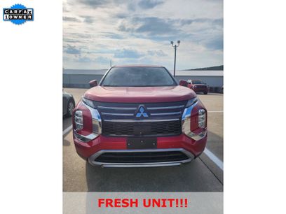 Used 2025 Mitsubishi Outlander SE