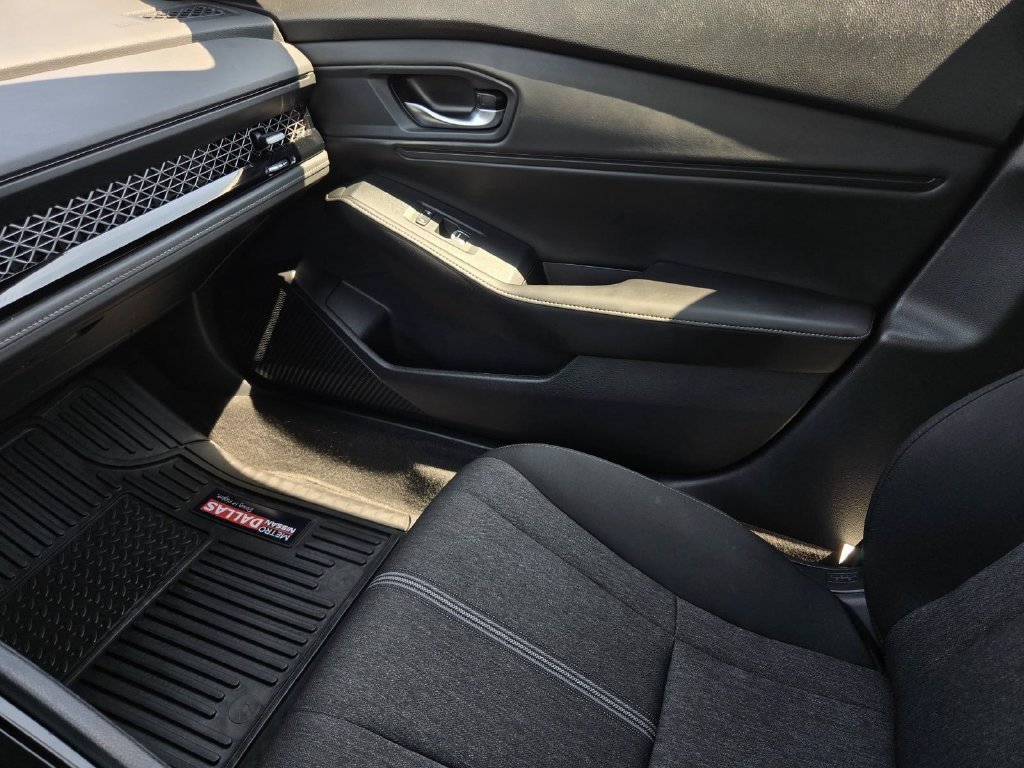 Used 2023 Honda Accord Sport image 24