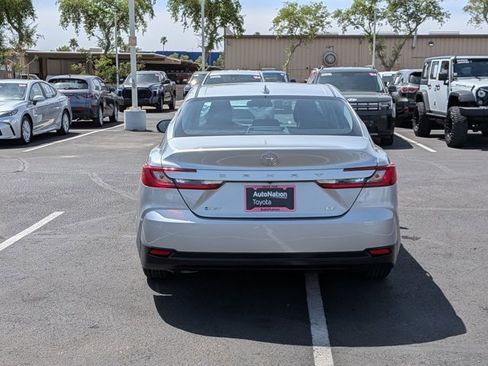 Used 2025 Toyota Camry LE FWD image 7