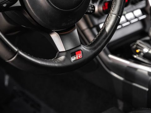 Used 2025 Toyota GR86 Premium RWD image 14