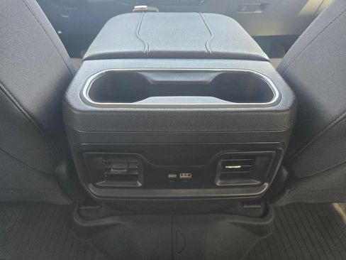 Used 2024 Chevrolet Silverado 1500 LT Trail Boss w/ Convenience Package II AWD/4WD image 6