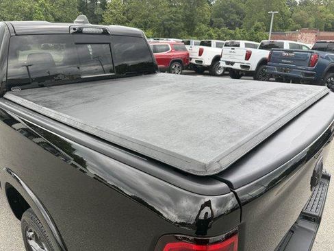 Used 2022 RAM 1500 Limited AWD/4WD image 15