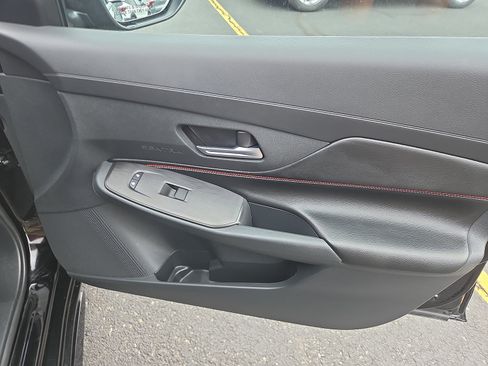 Used 2026 Nissan Sentra SR w/ Floor Mat Package FWD image 13