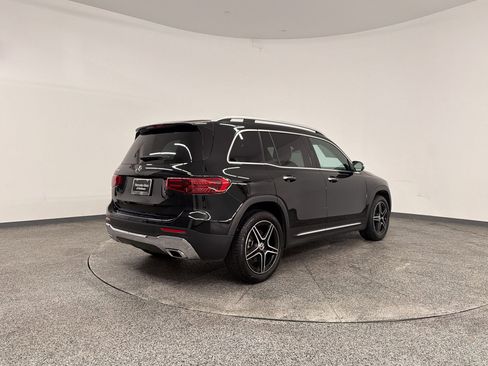 Certified 2024 Mercedes-Benz GLB 250 image 9