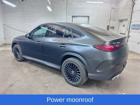 Used 2025 Mercedes-Benz GLC 300 4MATIC image 5