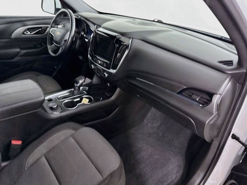 Used 2023 Chevrolet Traverse LT w/ LPO, Floor Liner Package AWD/4WD image 29