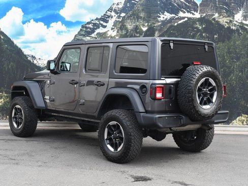 Used 2018 Jeep Wrangler Unlimited Sport S image 9