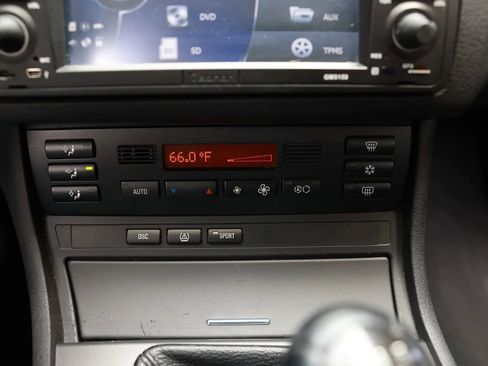 Used 2002 BMW M3 Coupe 2D image 32