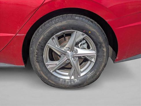 Used 2021 Hyundai Sonata SE w/ Preferred Accessory Package image 23