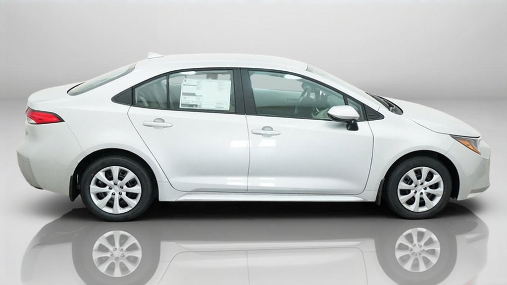 New 2027 Toyota Corolla LE FWD image 11