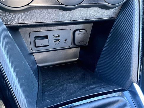 Used 2017 Toyota Yaris iA image 30