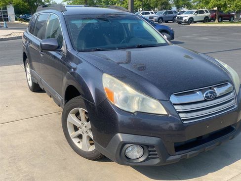 Used 2013 Subaru Outback 2.5i Premium w/ Popular Pkg 1B AWD/4WD image 3