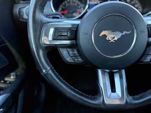 Used 2015 Ford Mustang V6 w/ Equipment Group 051A image 25
