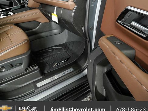 New 2026 Chevrolet Tahoe High Country w/ Sun And Tow Package AWD/4WD image 26