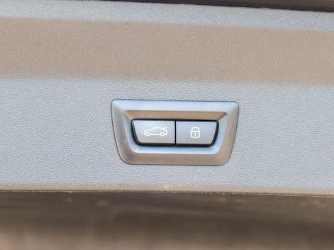 Used 2023 BMW X3 xDrive30i AWD/4WD image 9