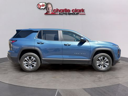Used 2025 Chevrolet Equinox LT w/ Safety and Technology Package FWD image 7