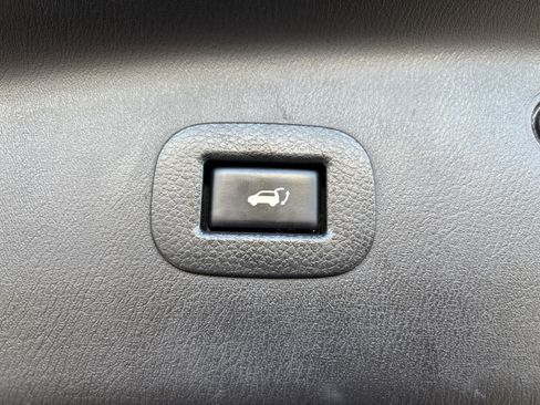 Used 2018 Nissan Armada SV w/ Driver Package image 21