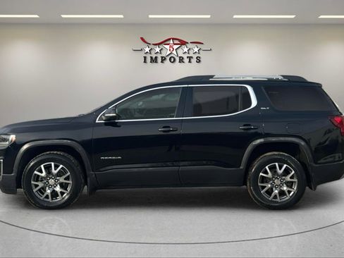 Used 2022 GMC Acadia SLT w/ Technology Package image 2