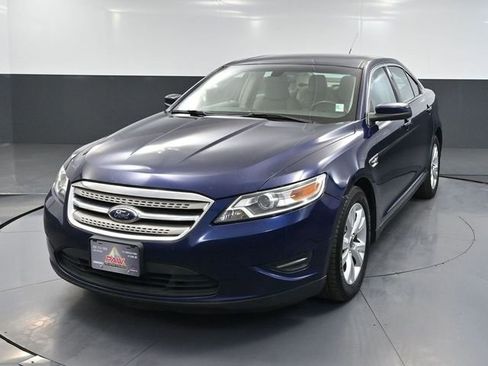 Used 2011 Ford Taurus SEL w/ 201A Rapid Spec Order Code image 11