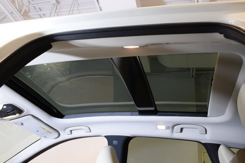 Certified 2022 INFINITI QX50 Luxe AWD/4WD image 5