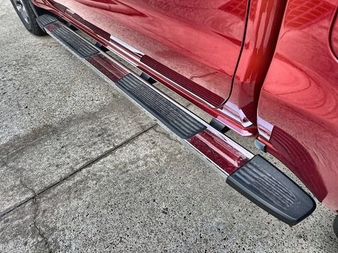 New 2026 GMC Sierra 1500 SLT AWD/4WD image 13